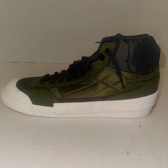 Nike Drop Type Mid Summit Mens Size 12 Green Athletic Comfort Walking Sneakers - Picture 9 of 10